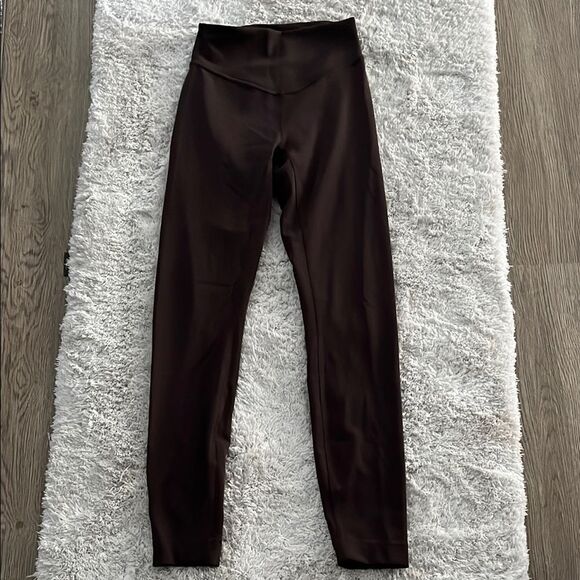 Lululemon Wunder under smooth rise high waisted height. - Picture 1 of 1